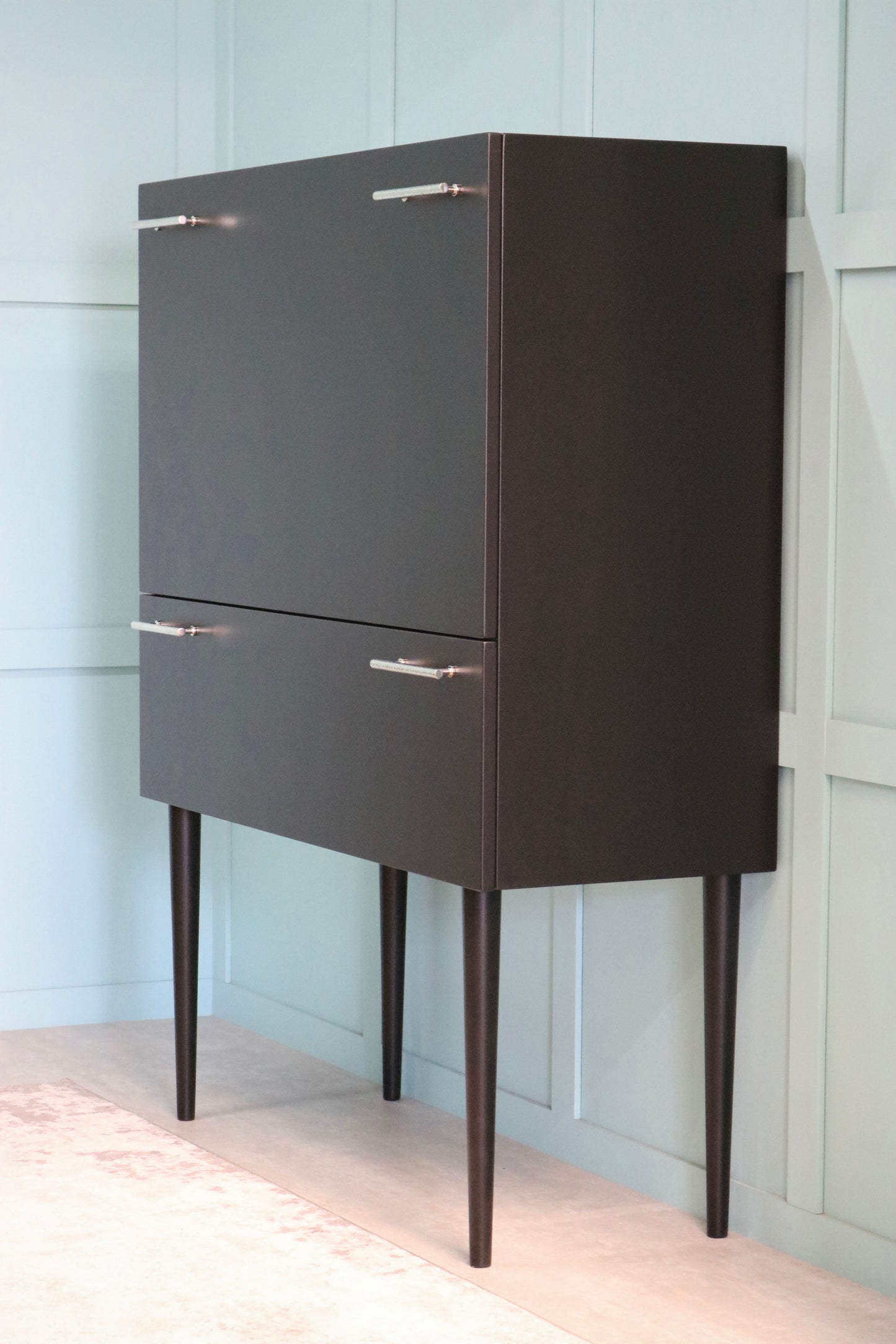 Obsidian Desk
