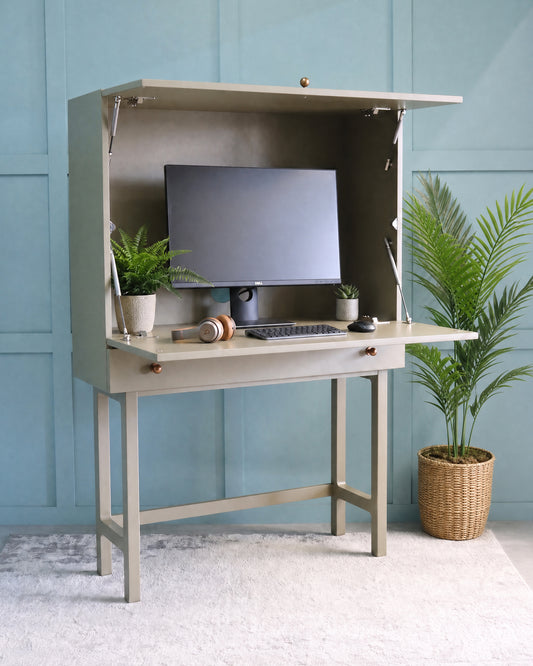 Rattan Desk