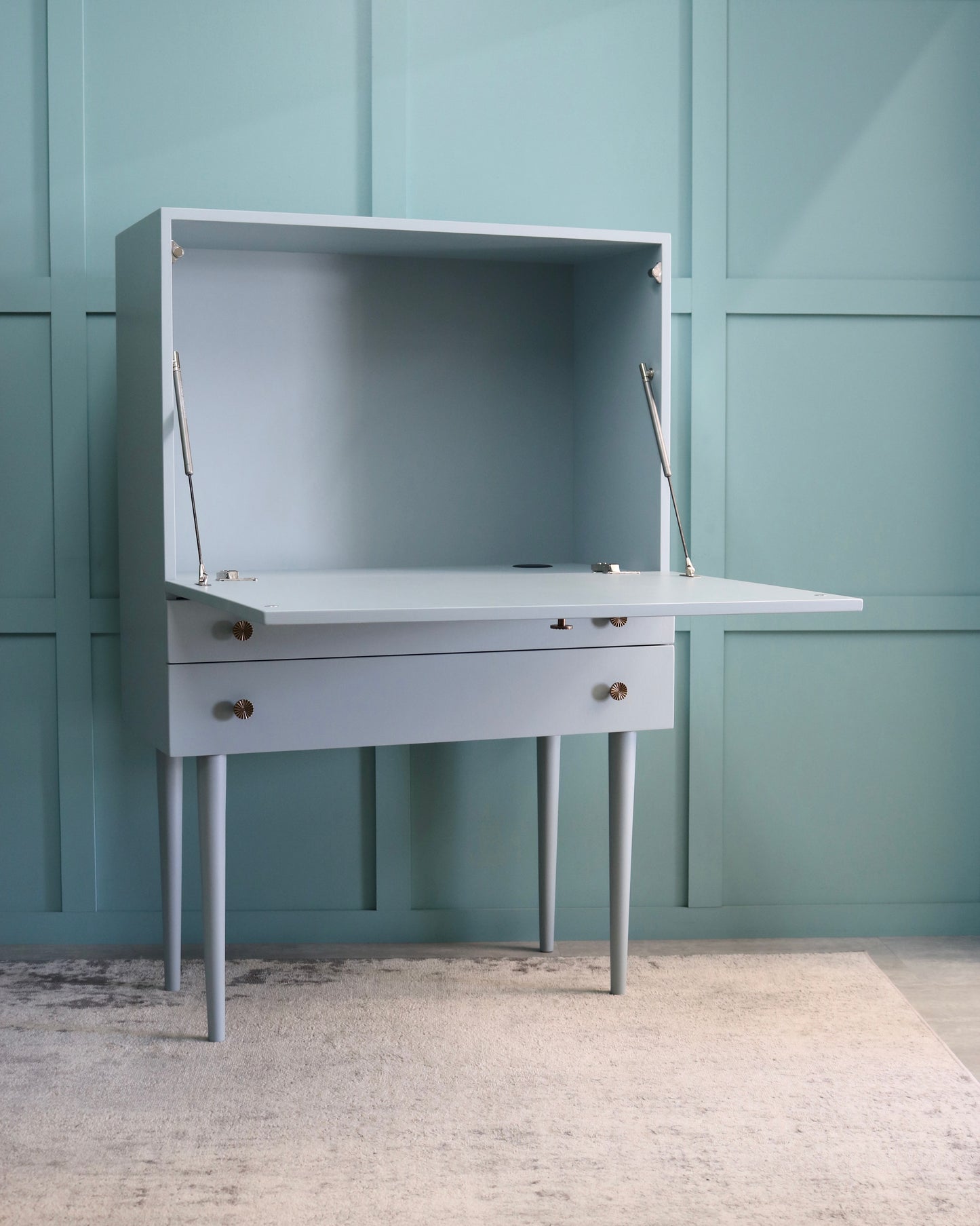 Polestar Desk