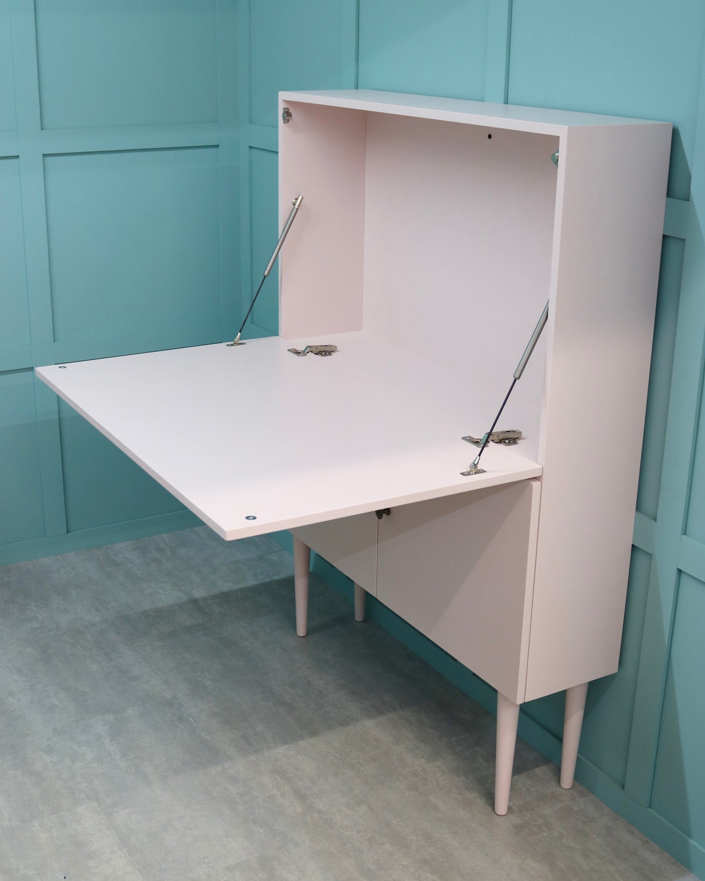 Calamine Desk