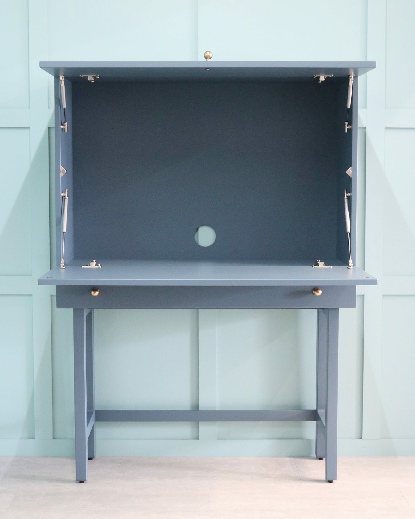 Seattle Desk