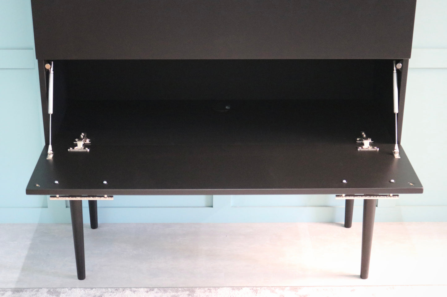Obsidian Desk